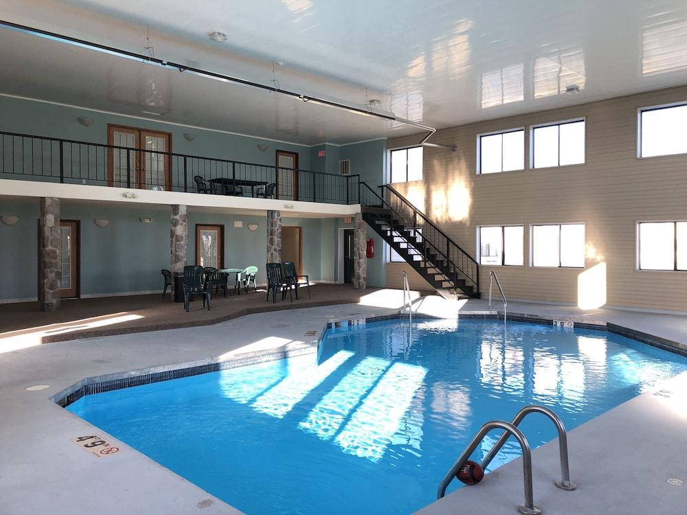 Super 8 By Wyndham Plover Stevens Point Area Buitenkant foto